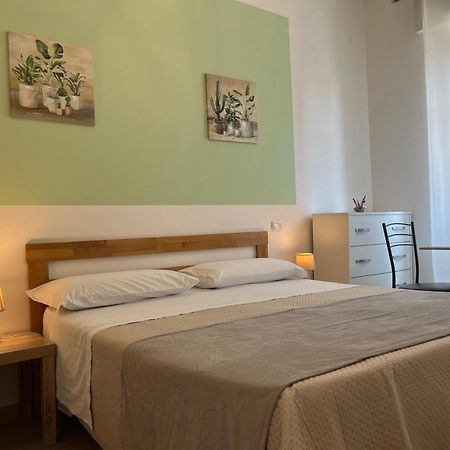 B&B Vento Aureo Rooms Милаццо Экстерьер фото