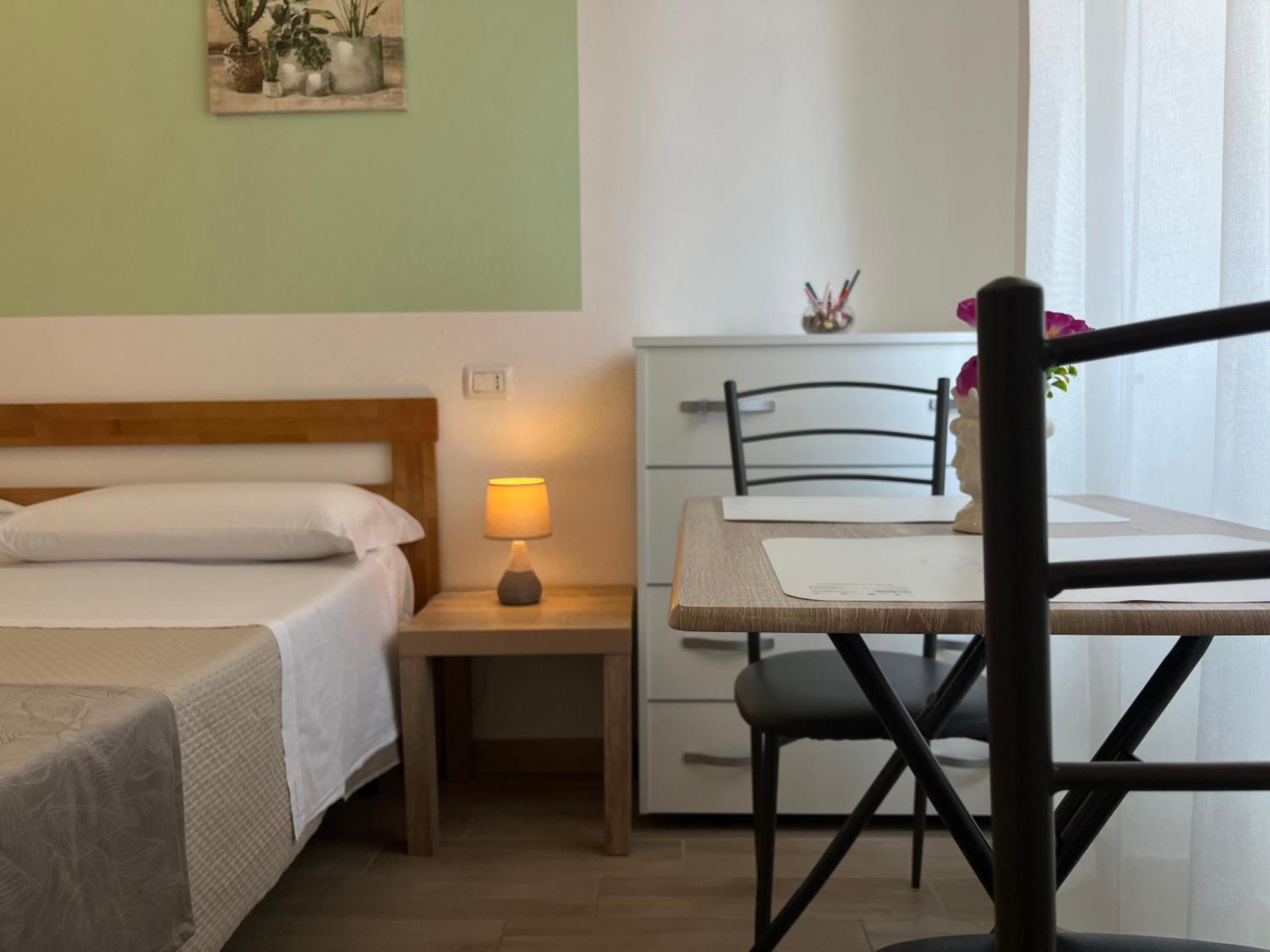 B&B Vento Aureo Rooms Милаццо Экстерьер фото